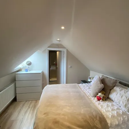 The Loft Bed & Breakfast